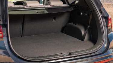 Hyundai Santa Fe SUV Practicality amp boot space Carbuyer